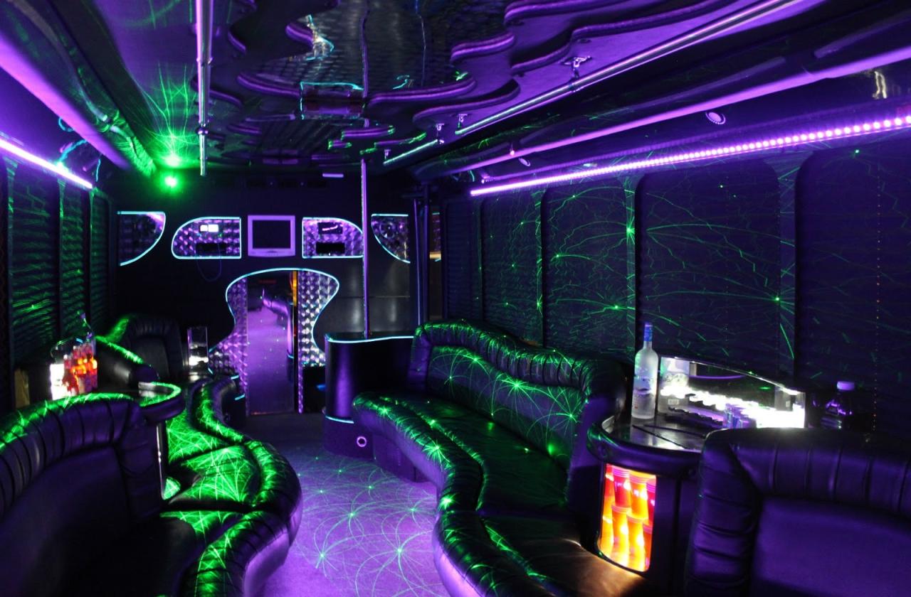 PartyBuses.net – Rent Party Buses and Limo Buses